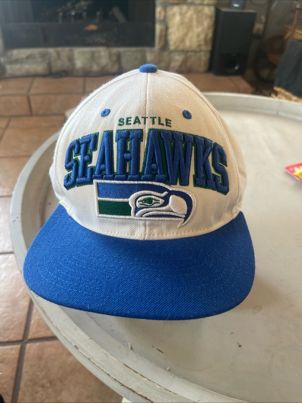 Mitchell & Ness Seattle Seahawks White and Blue Snapback Hat